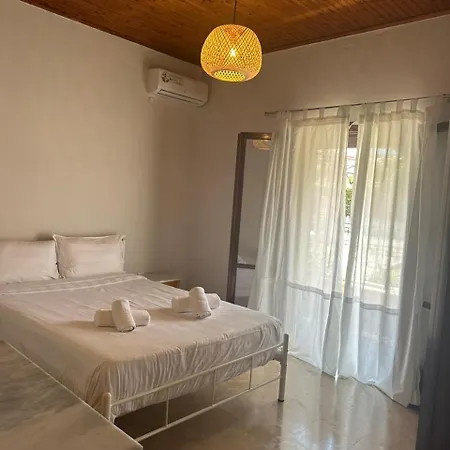 Bougainvillea House Casa vacanze